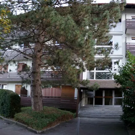 Sunny 1-room Near Railway Station