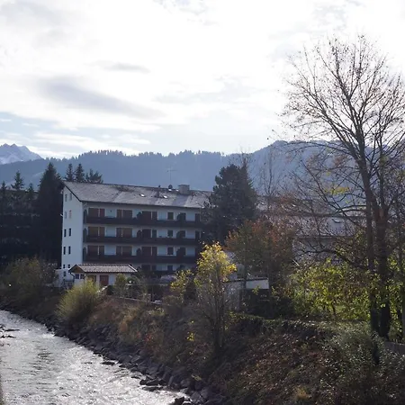 Appartement Sunny 1-room Near Railway Station Garmisch-Partenkirchen