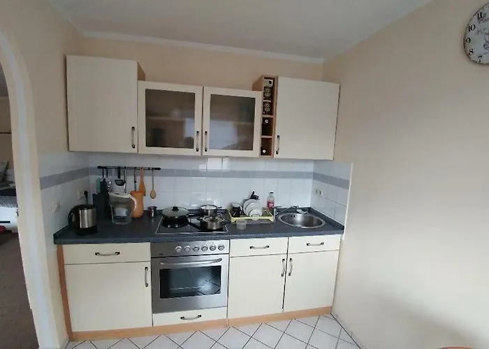 Апартаменти Sunny 1-room Near Railway Station